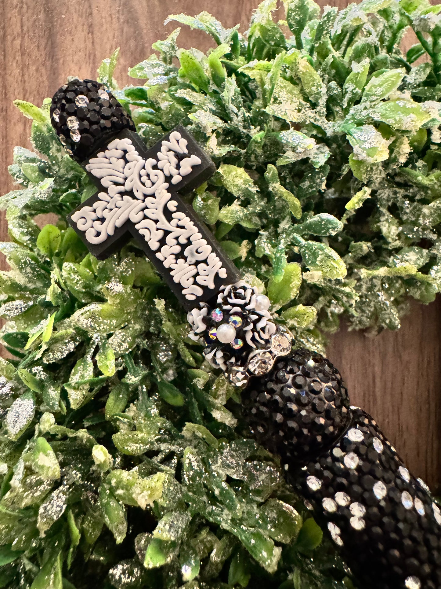 Black Cross Fancy Pen