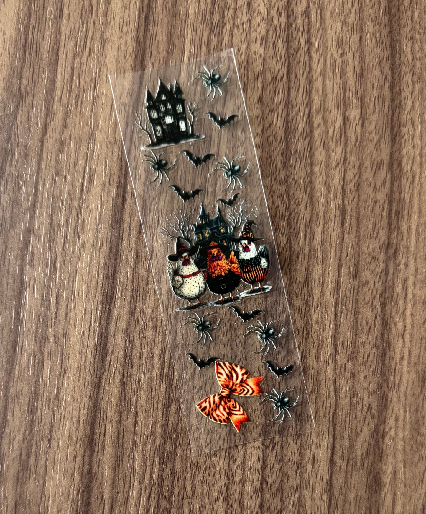 Halloween Chickens Pen Wrap
