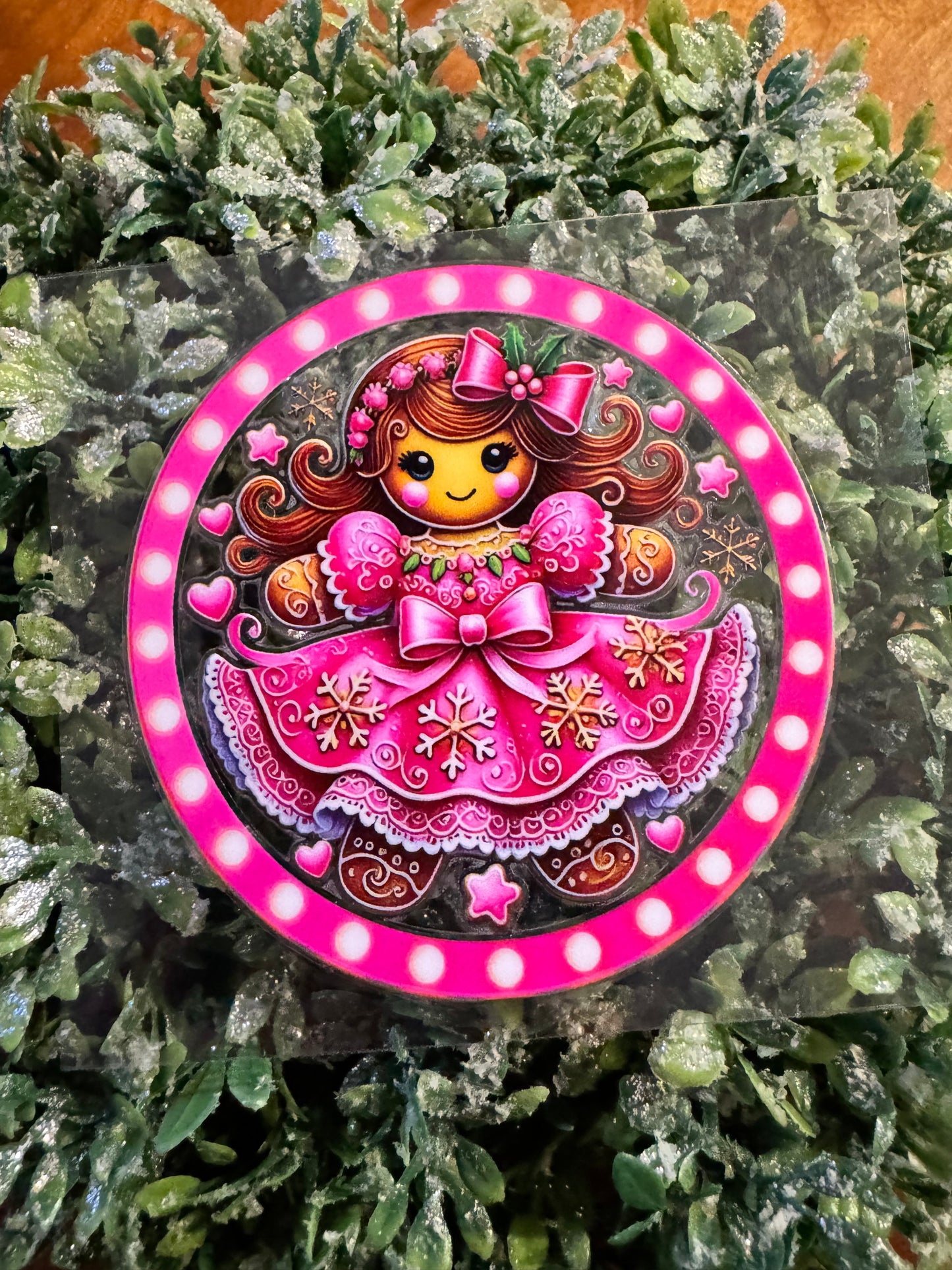 Pink Gingerbread Circle Decal