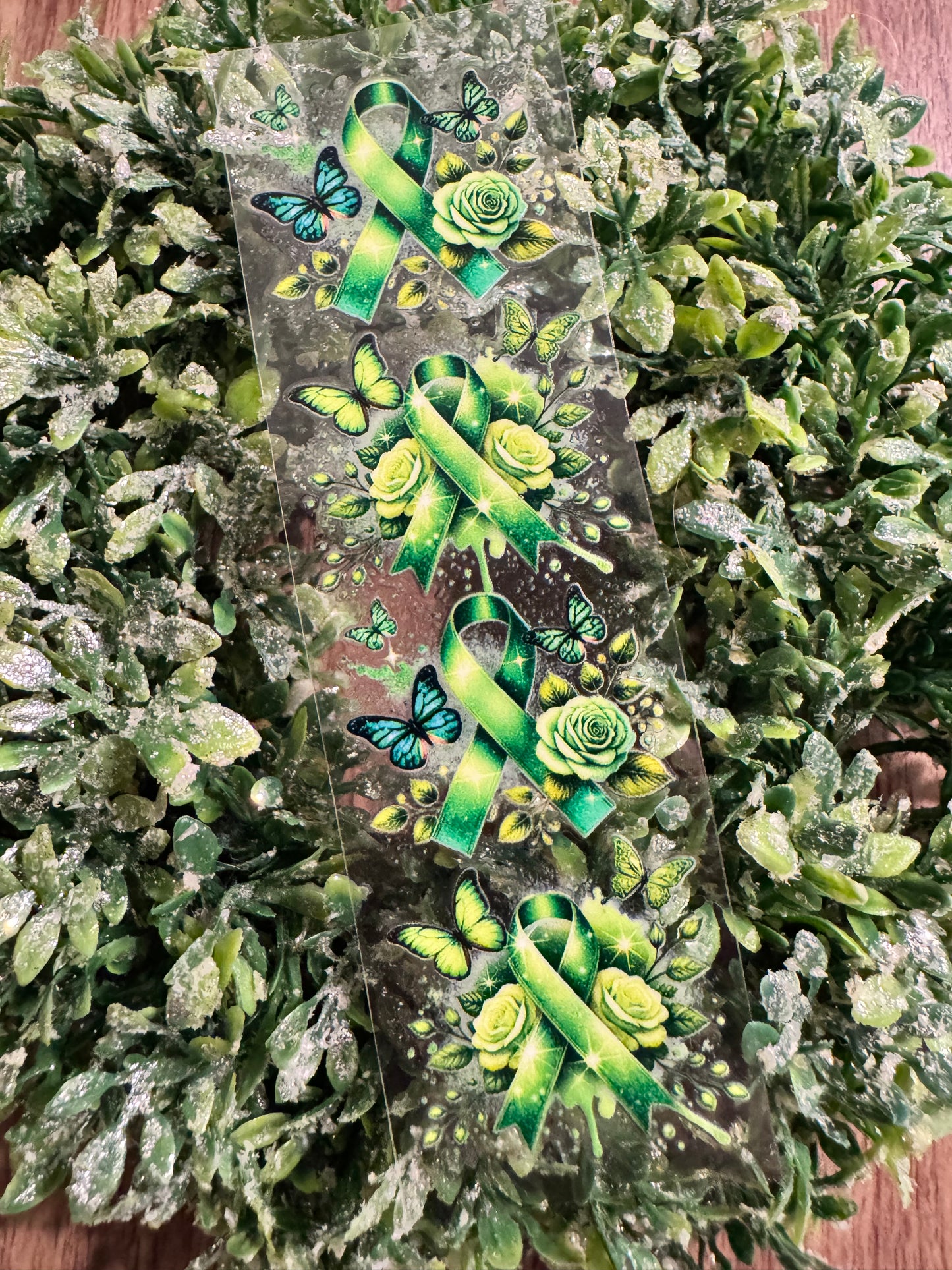 Green Ribbon Pen Wrap