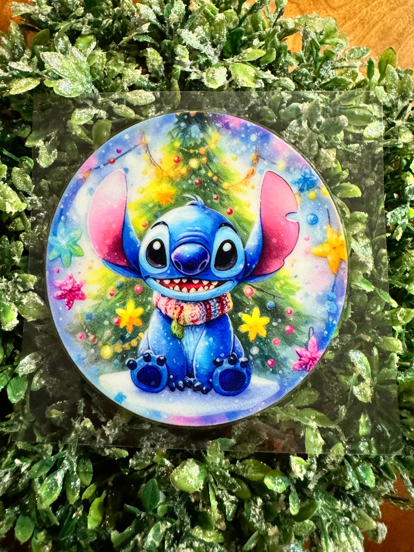 Christmas Tree Blue Alien Circle Decal