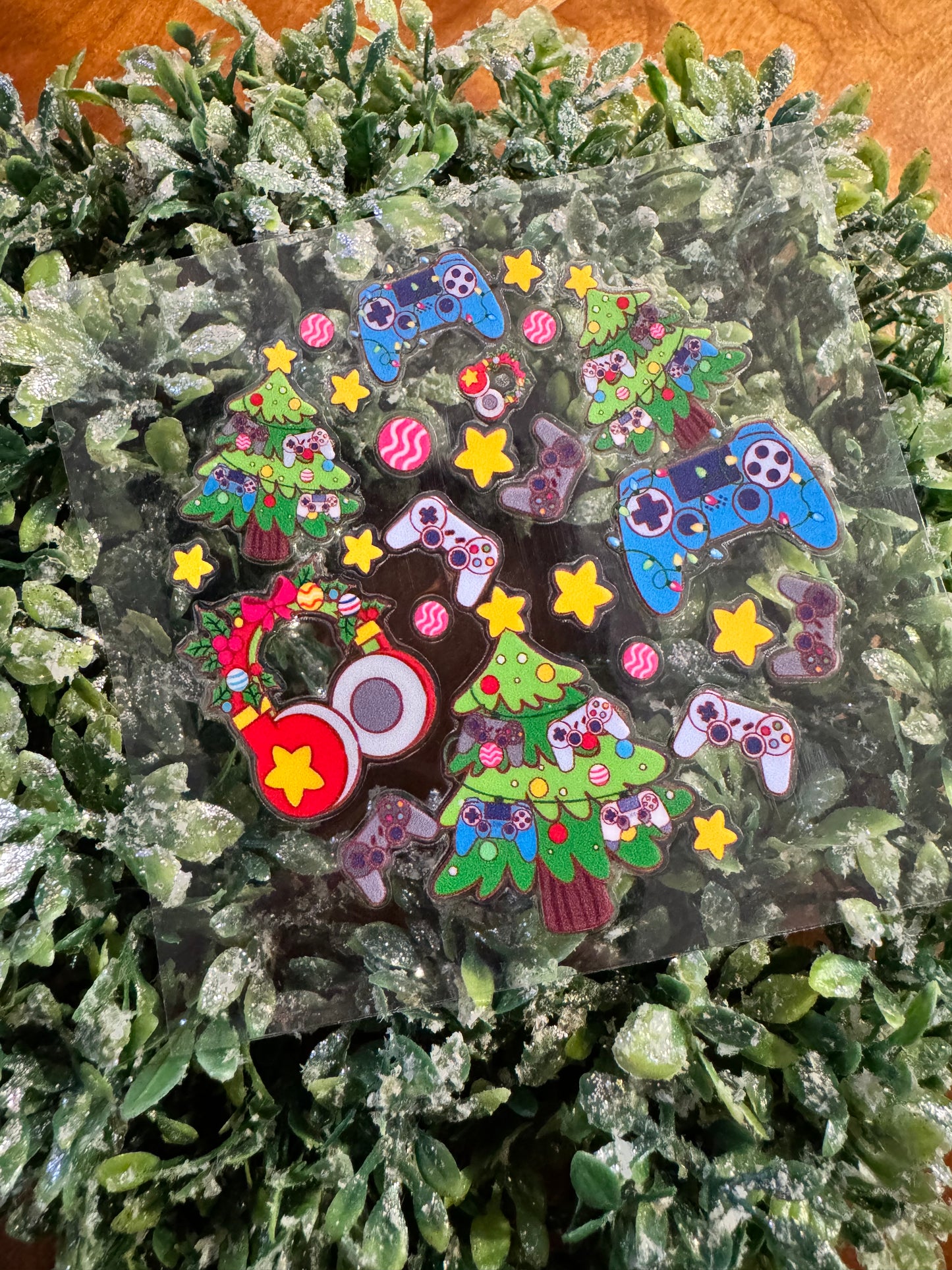 Gamer Christmas Circle Decal