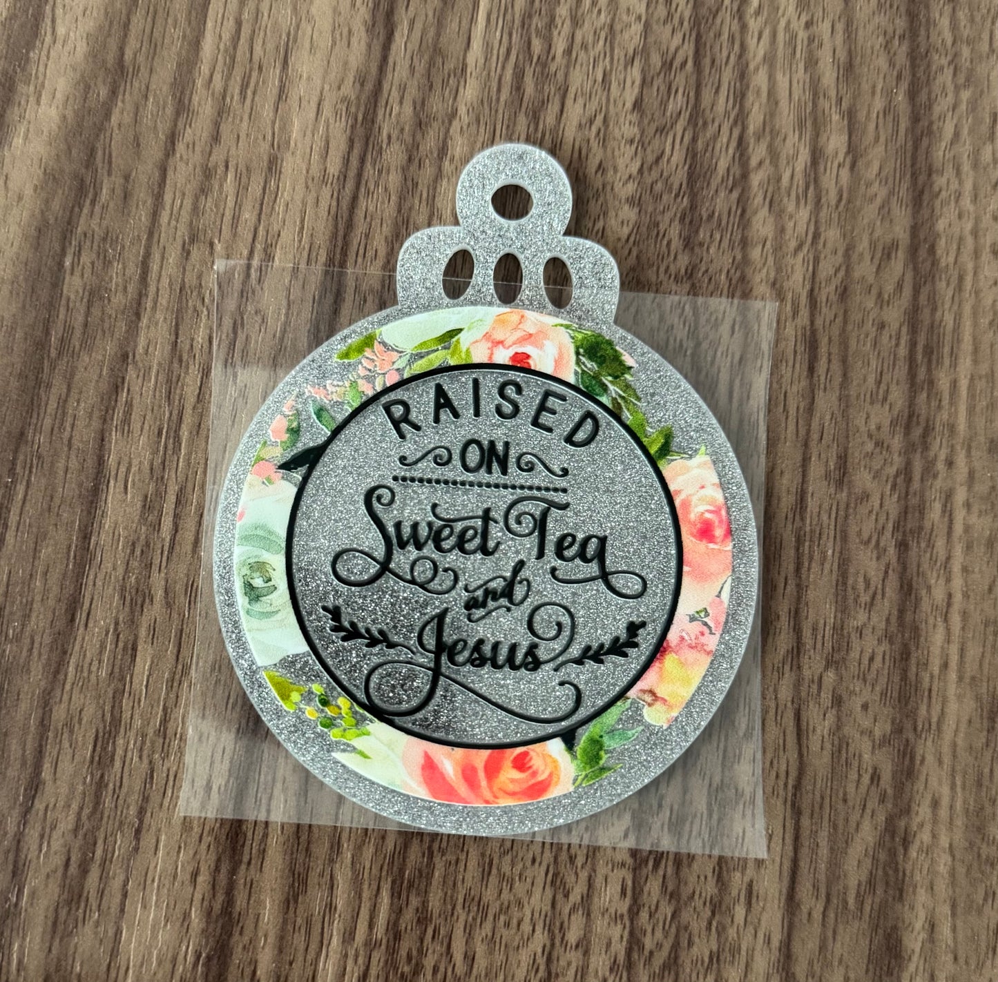 Sweet Tea & Jesus Circle Decal