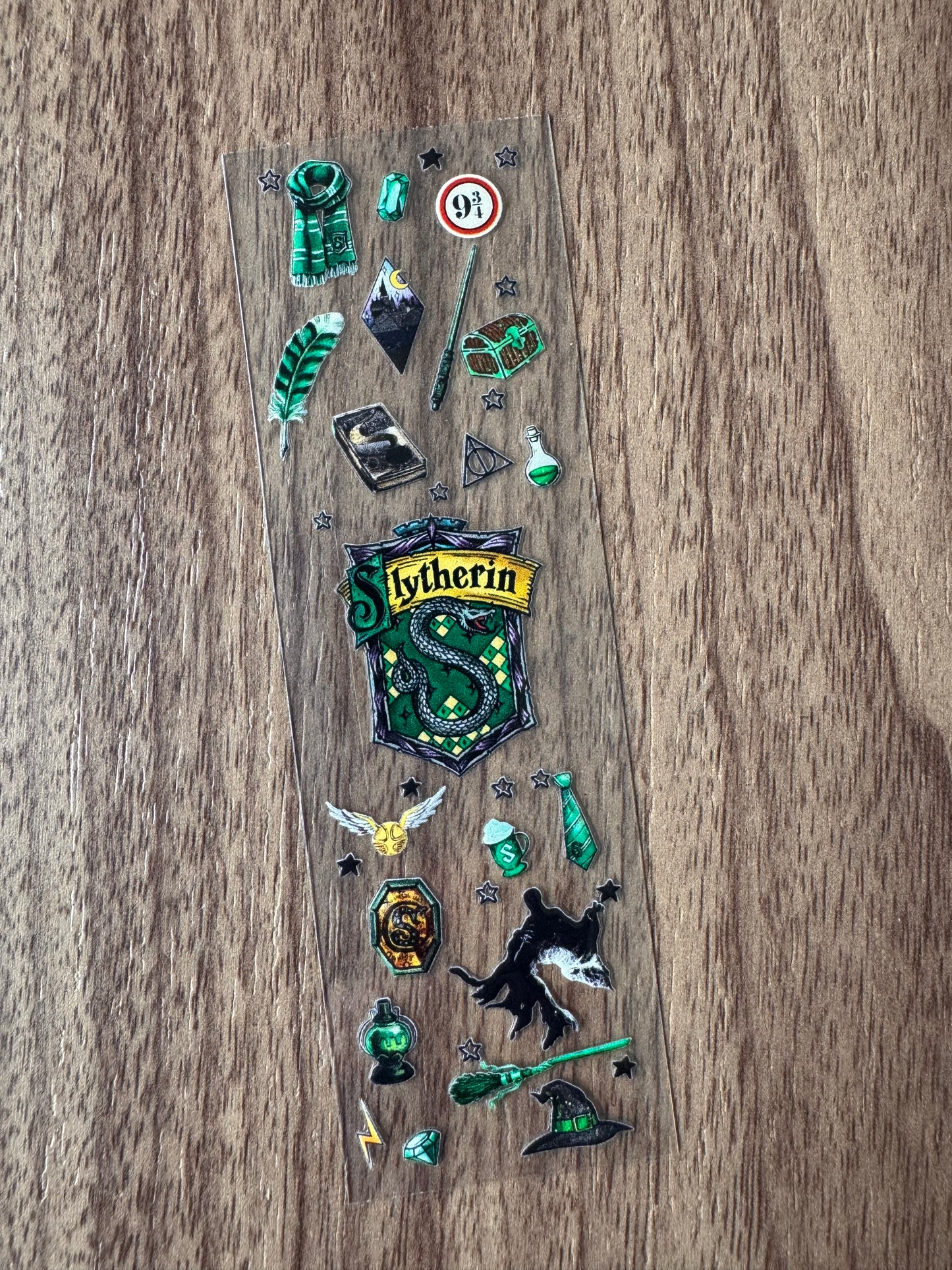 Green Wizard House Pen Wrap