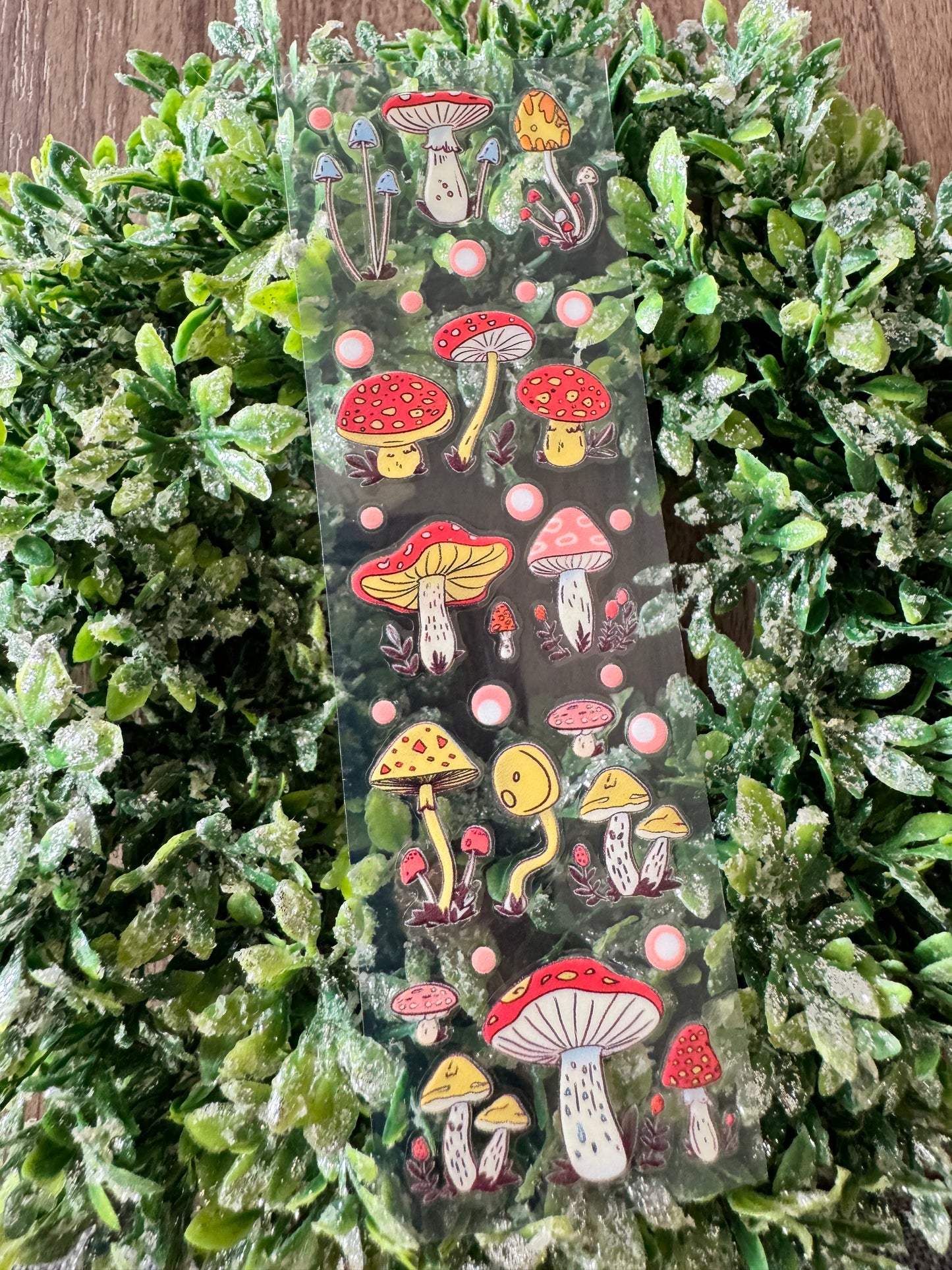 Groovy Mushrooms Pen Wrap