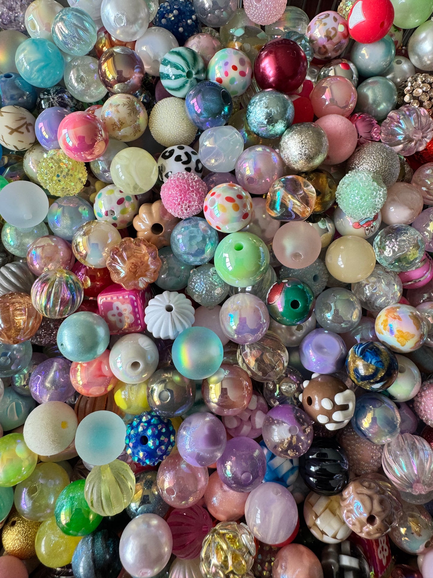 16mm Mystery Bead Scoops
