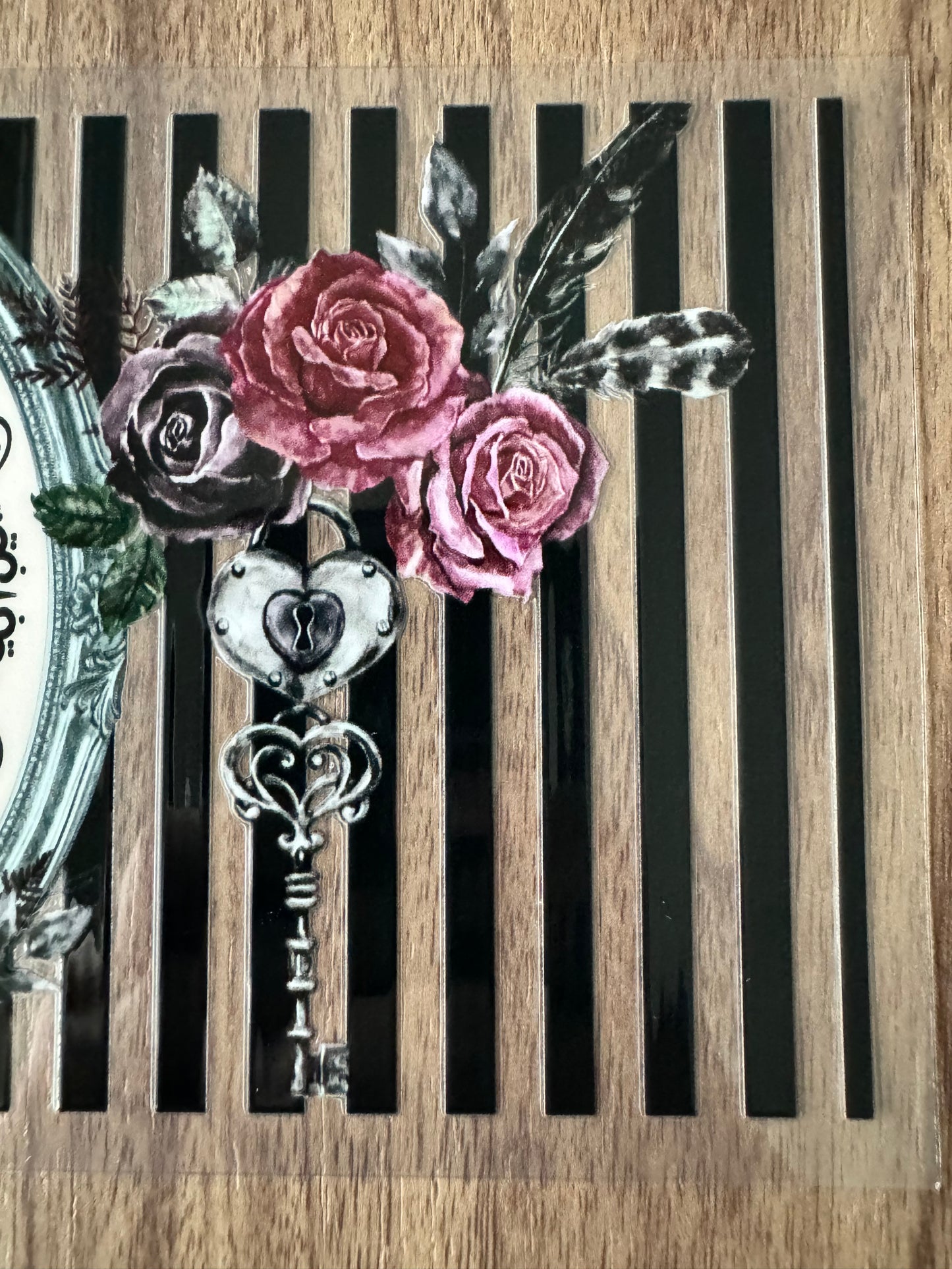 Stripped Haunted Girl Cup Wrap