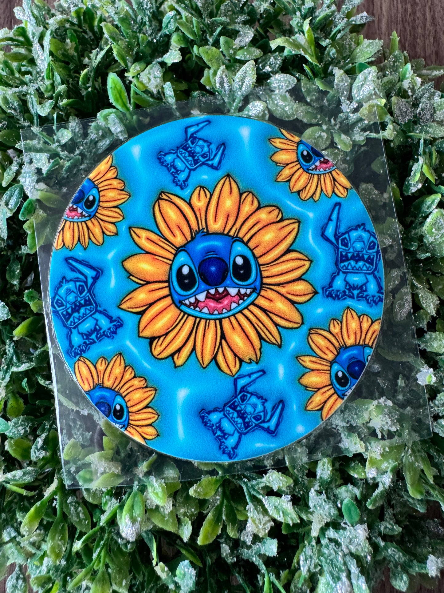 Sunflower Blue Alien Circle Decal