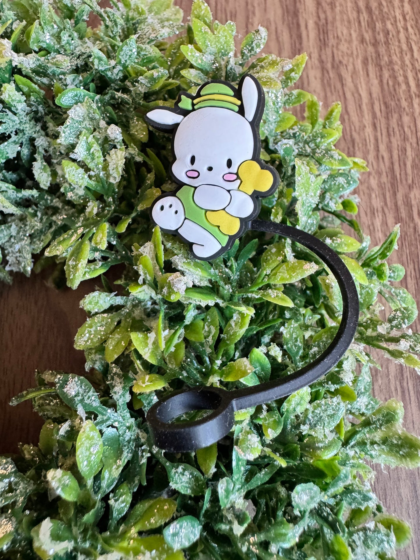 White Kawaii with Bone Straw Topper