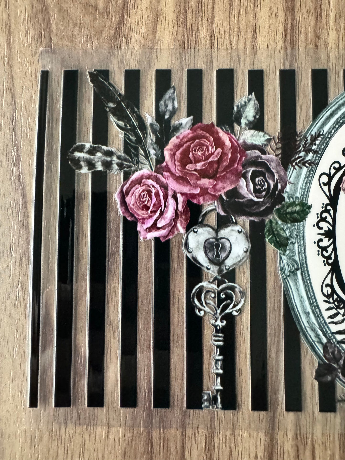 Stripped Haunted Girl Cup Wrap