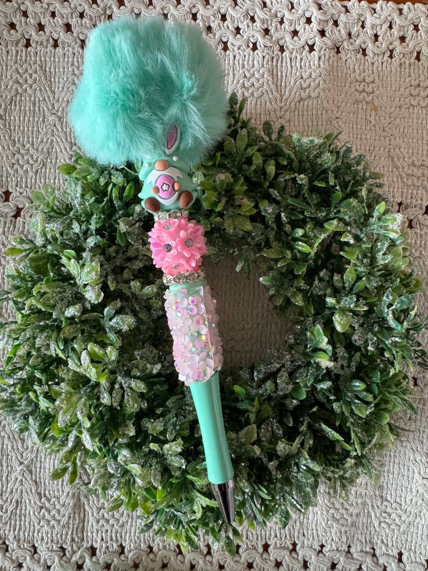 Teal Easter Gnome Pen