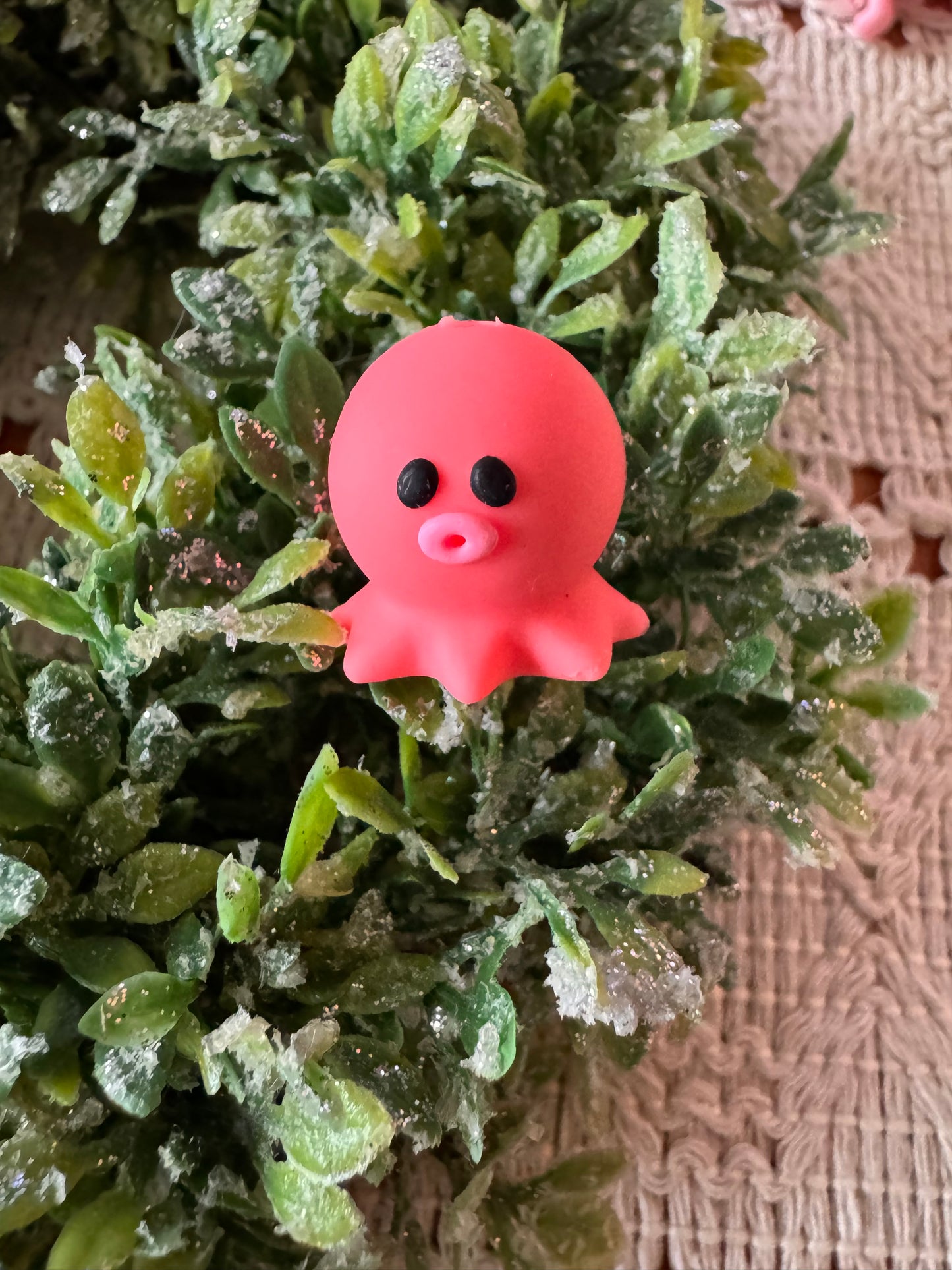 Pink Octopus Focal (3-D)