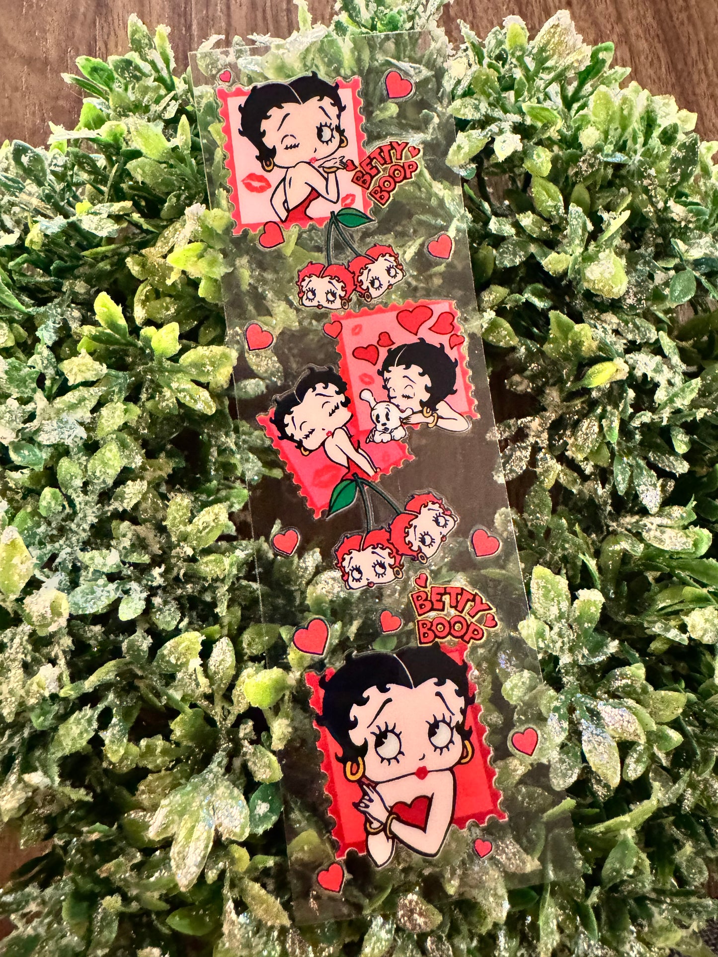 Red Pin-Up Girl Pen Wrap