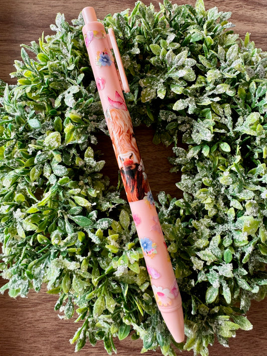 Flowery Highland Cow Pen