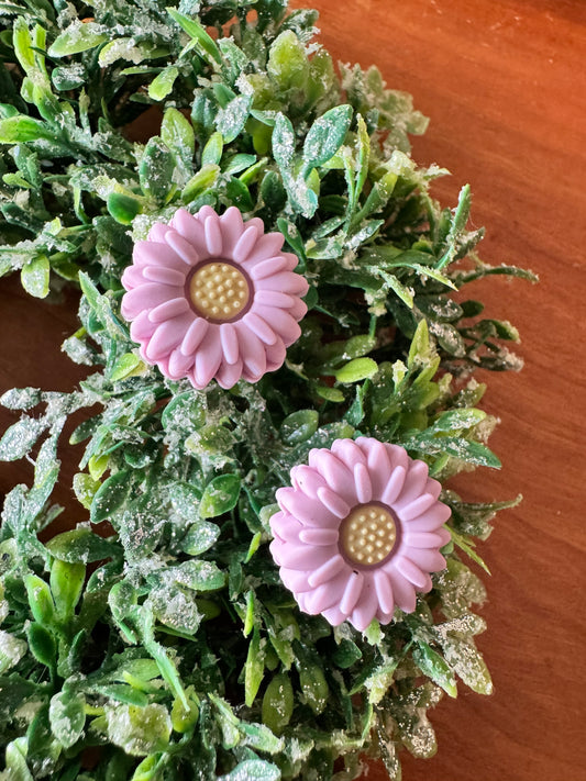 Dusty Purple Daisy Focal