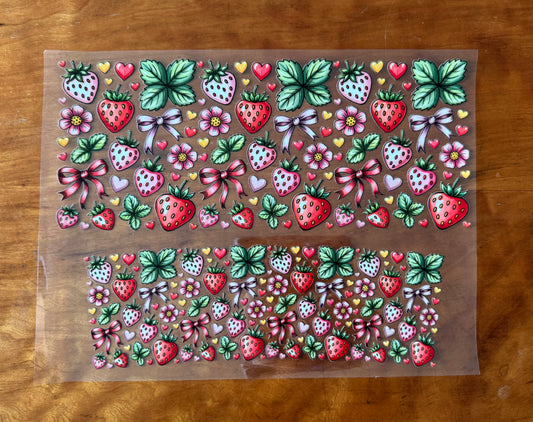 Strawberries & Bows Cup Wrap