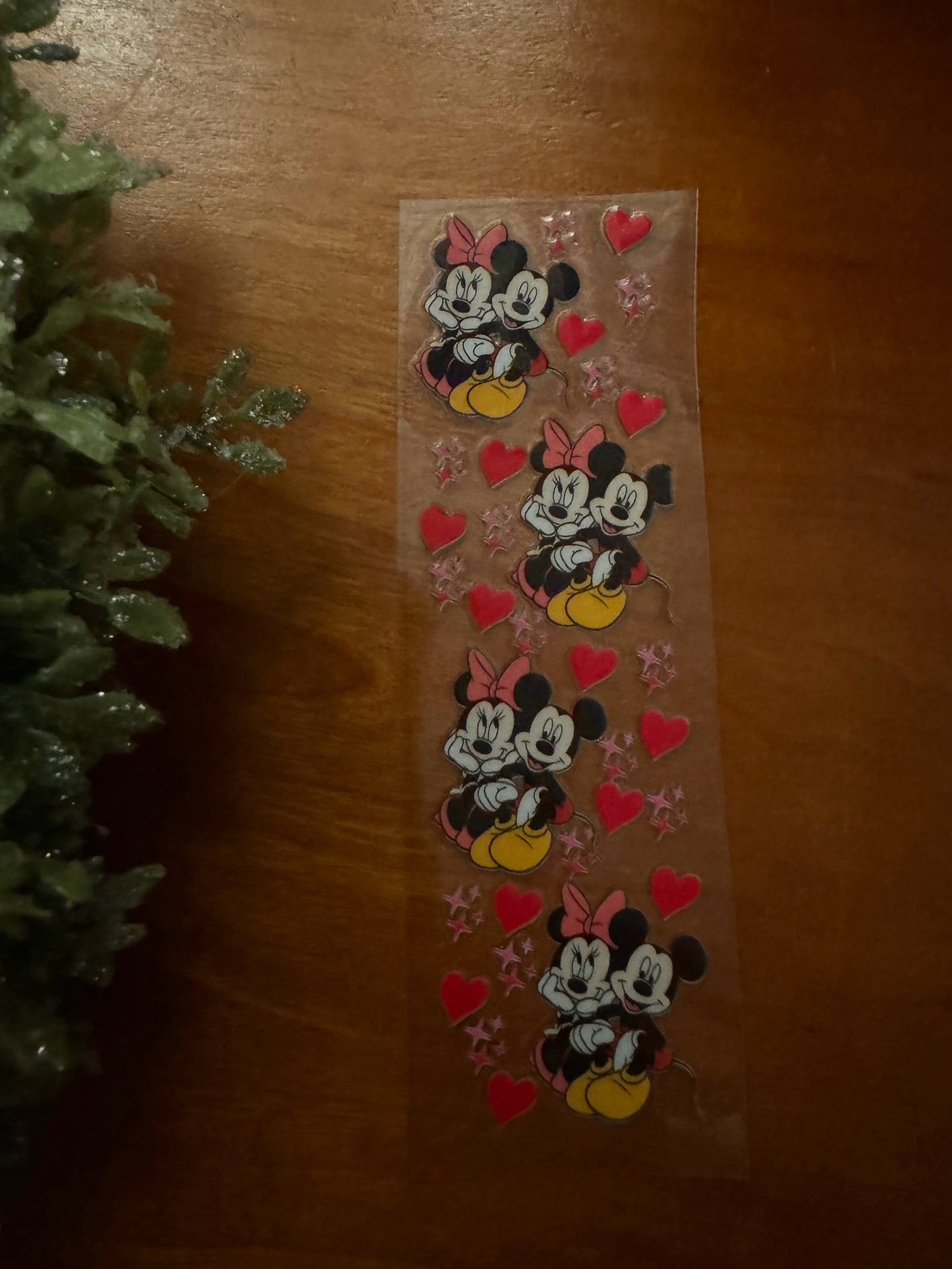 Mickey & Minnie Pen Wrap