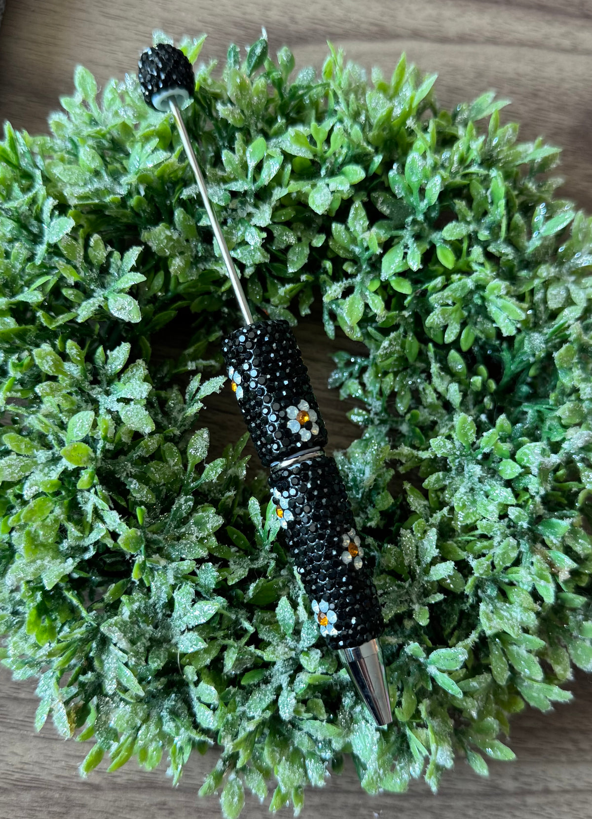 Black Flowery Fancy Pen