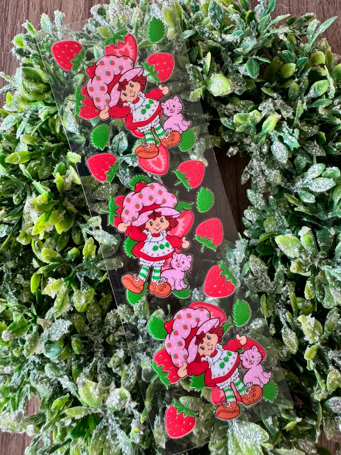 Strawberry Girl Pen Wrap