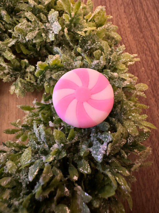 Double Pink Peppermint Focal