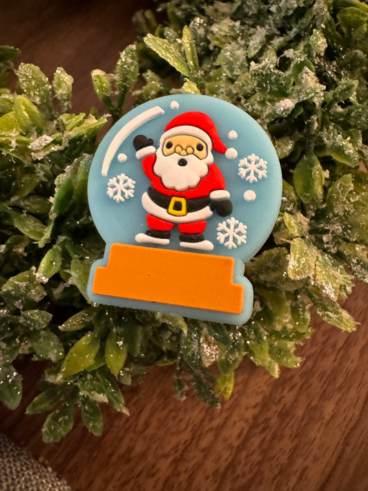 Snow-globe Santa Focal