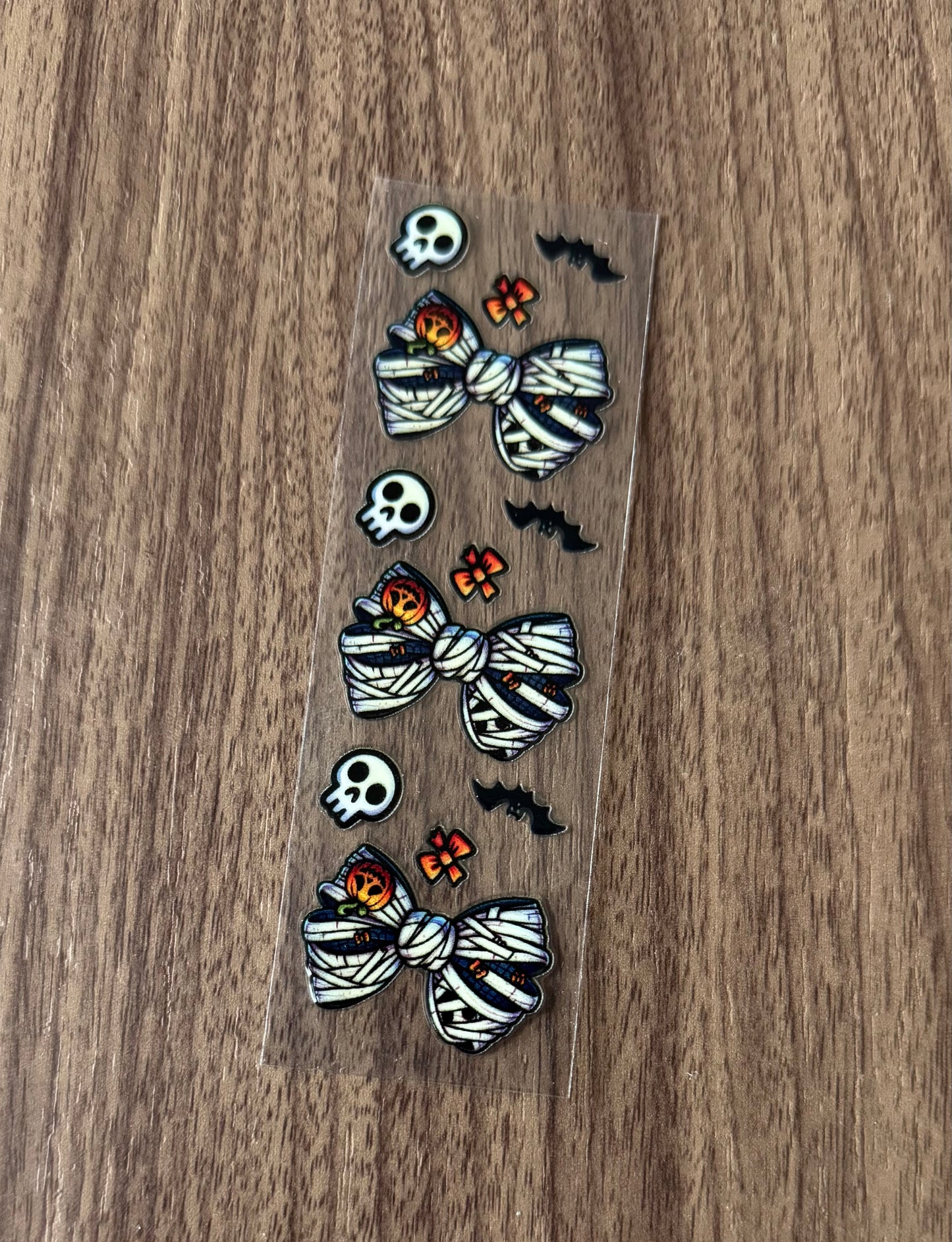 Mummy Bows Pen Wrap