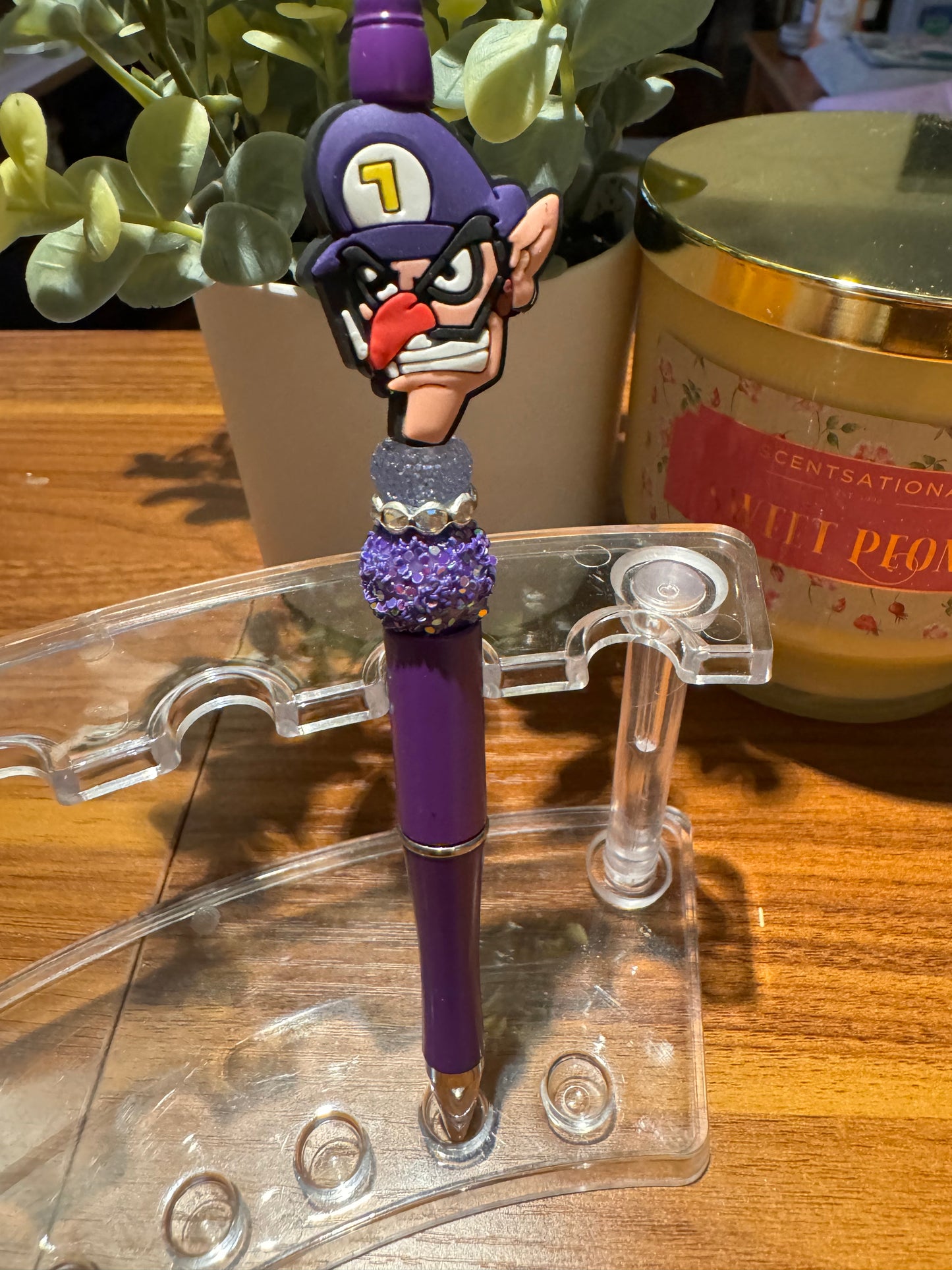 Waluigi Pen