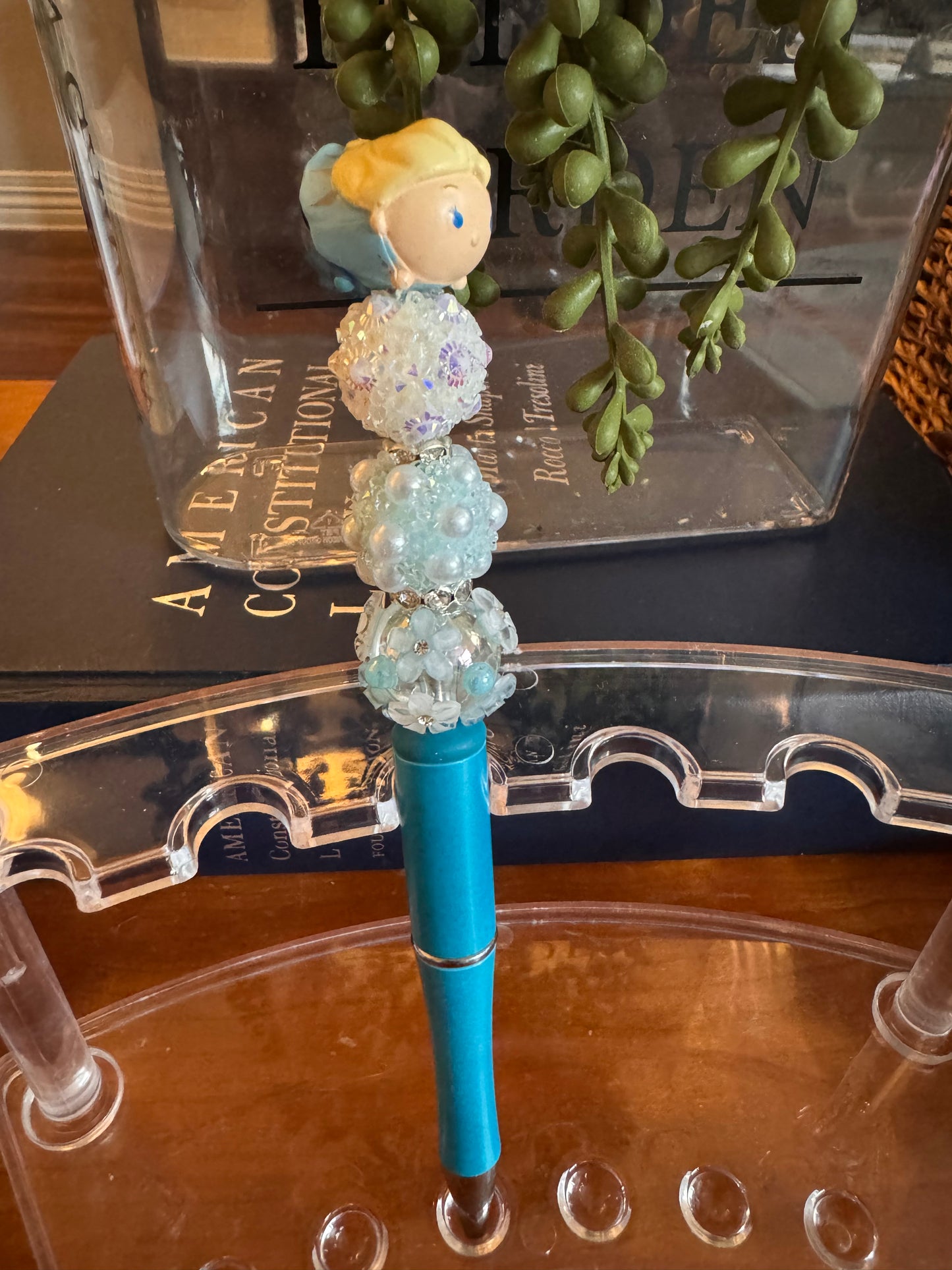 Elsa Pen