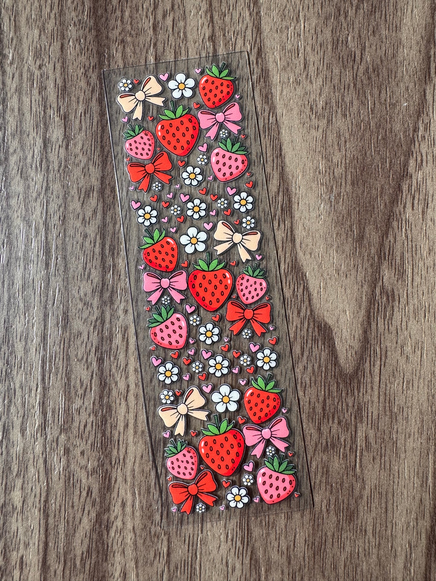 Strawberries & Bows Pen Wrap