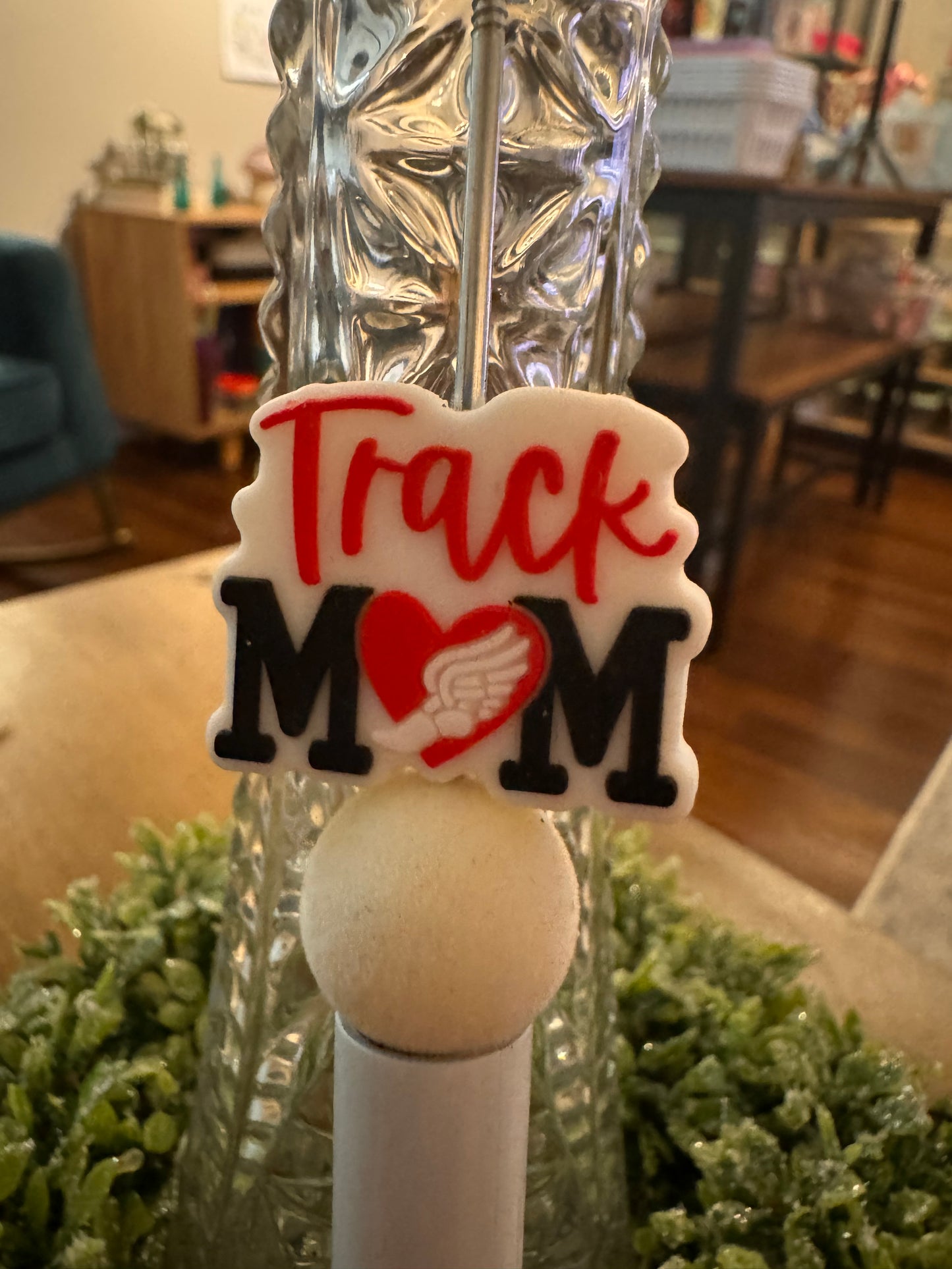 Track Mom Focal