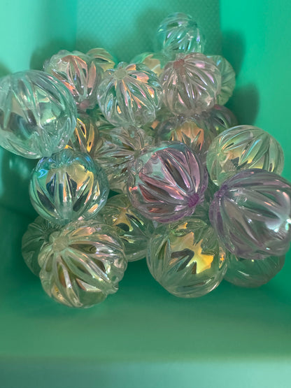 16mm Sparkly Iridescent Lantern Beads (10pcs)