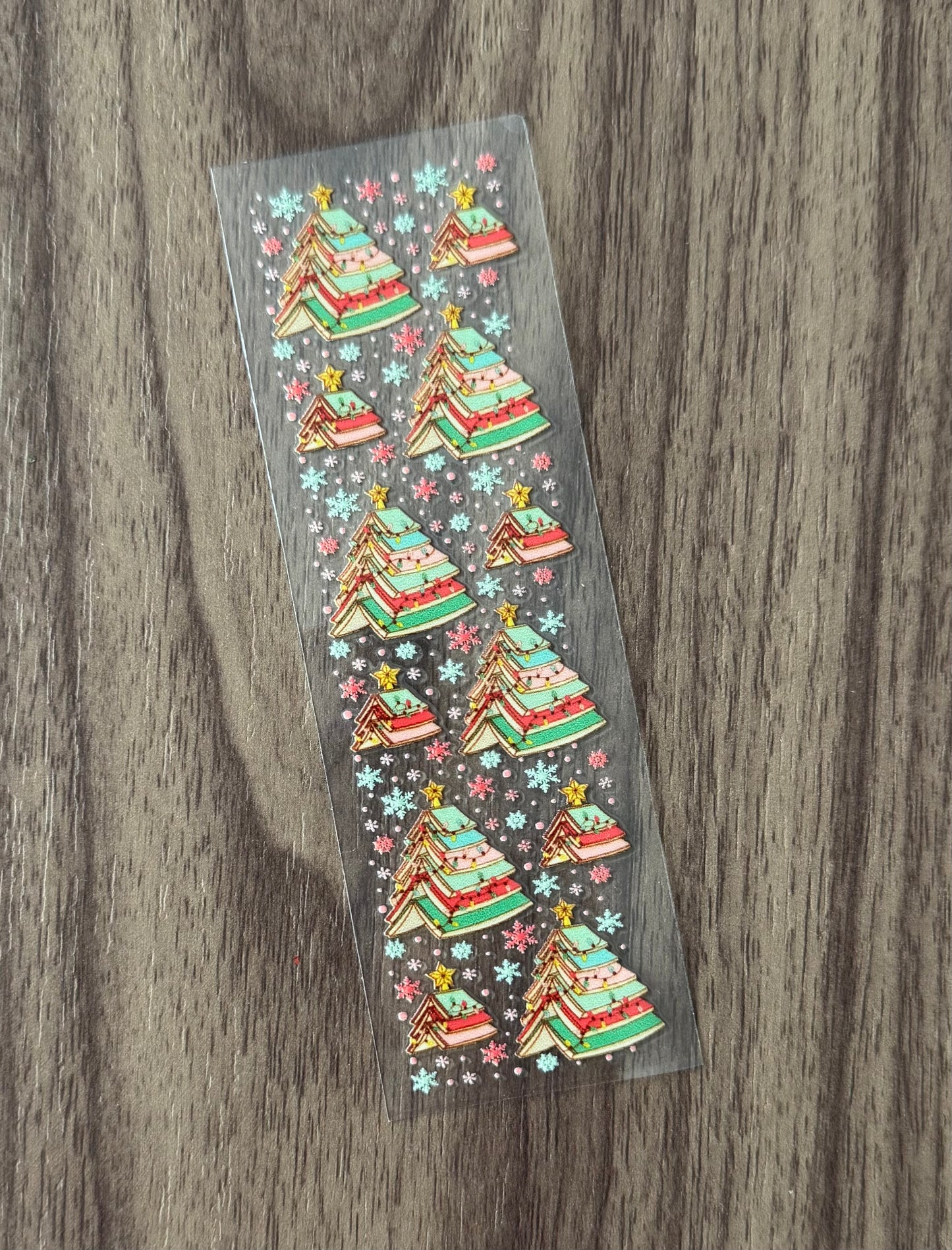 Holiday Book Stacks Pen Wrap
