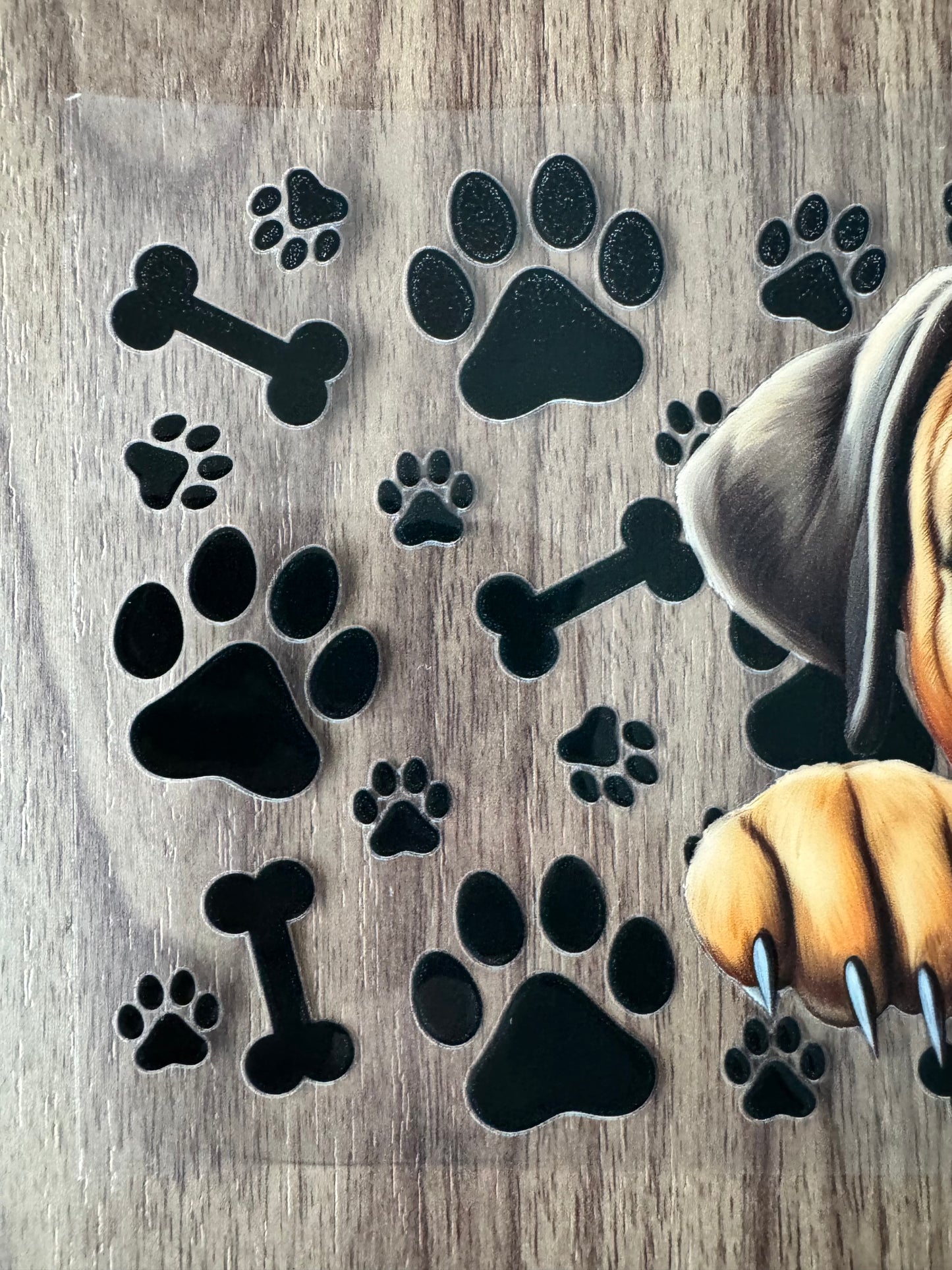 Bullmastiff Paws Cup Wrap