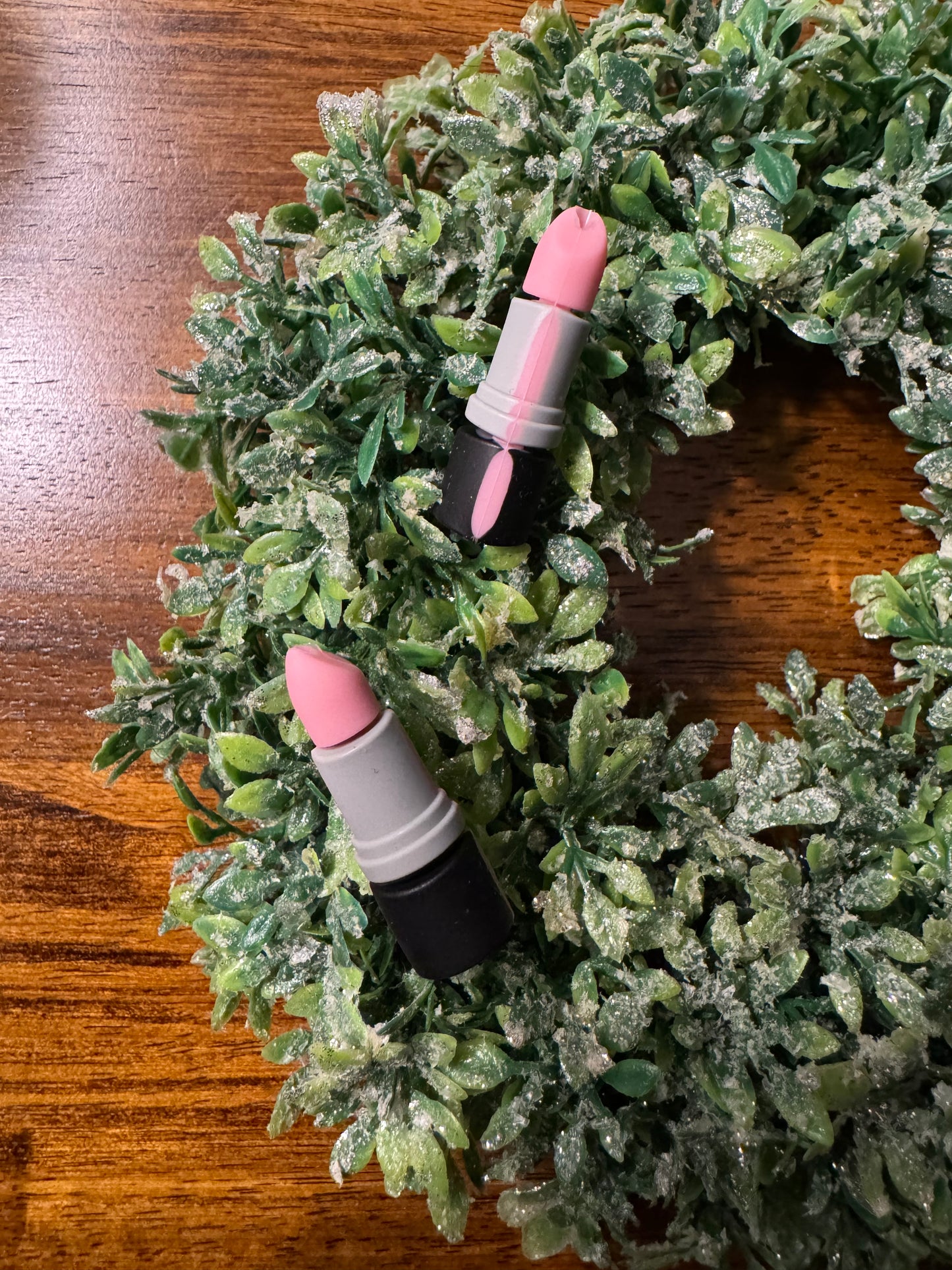 Pink Lipstick Focal (3-D)