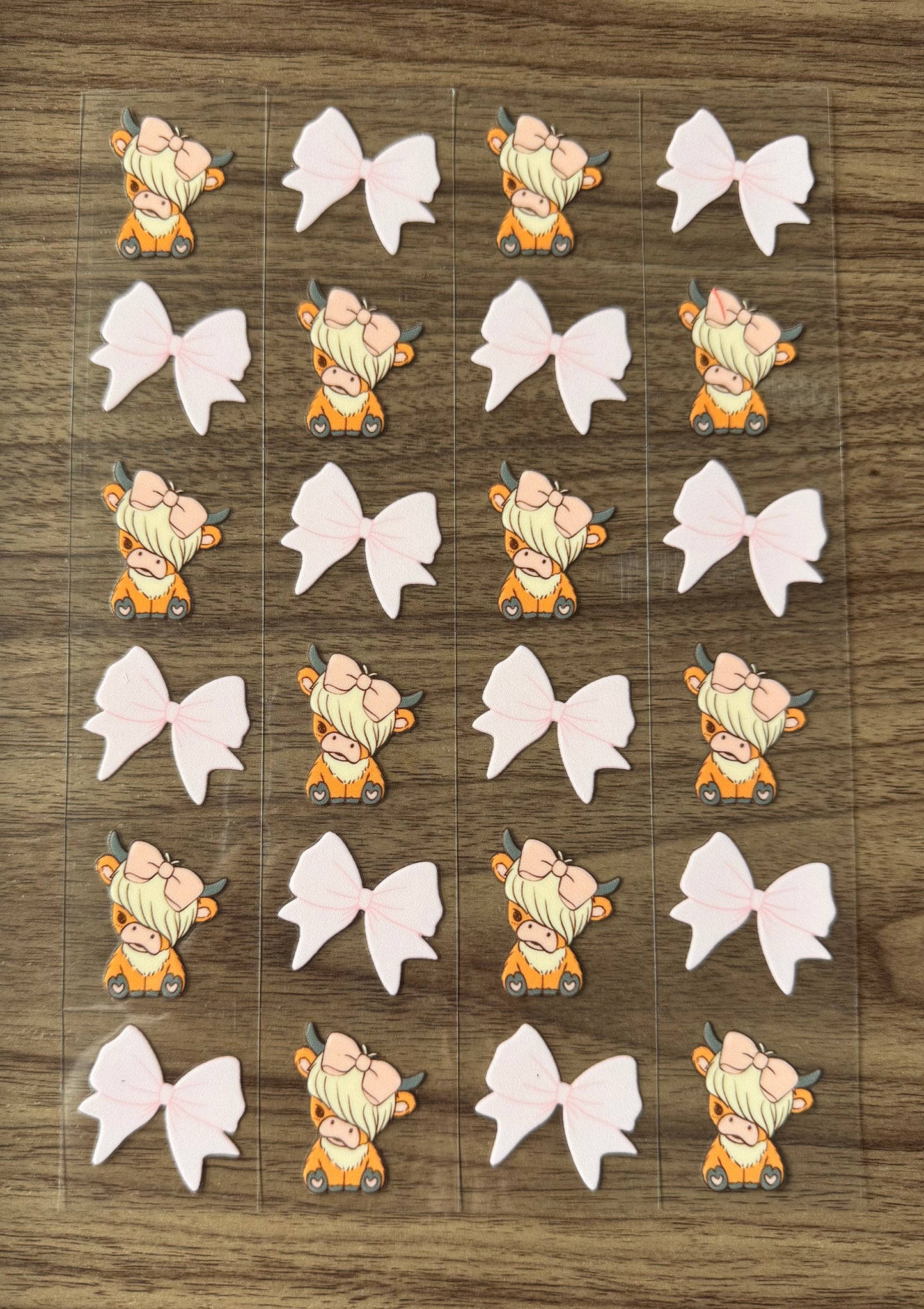Highland Cows & Bows Sheet