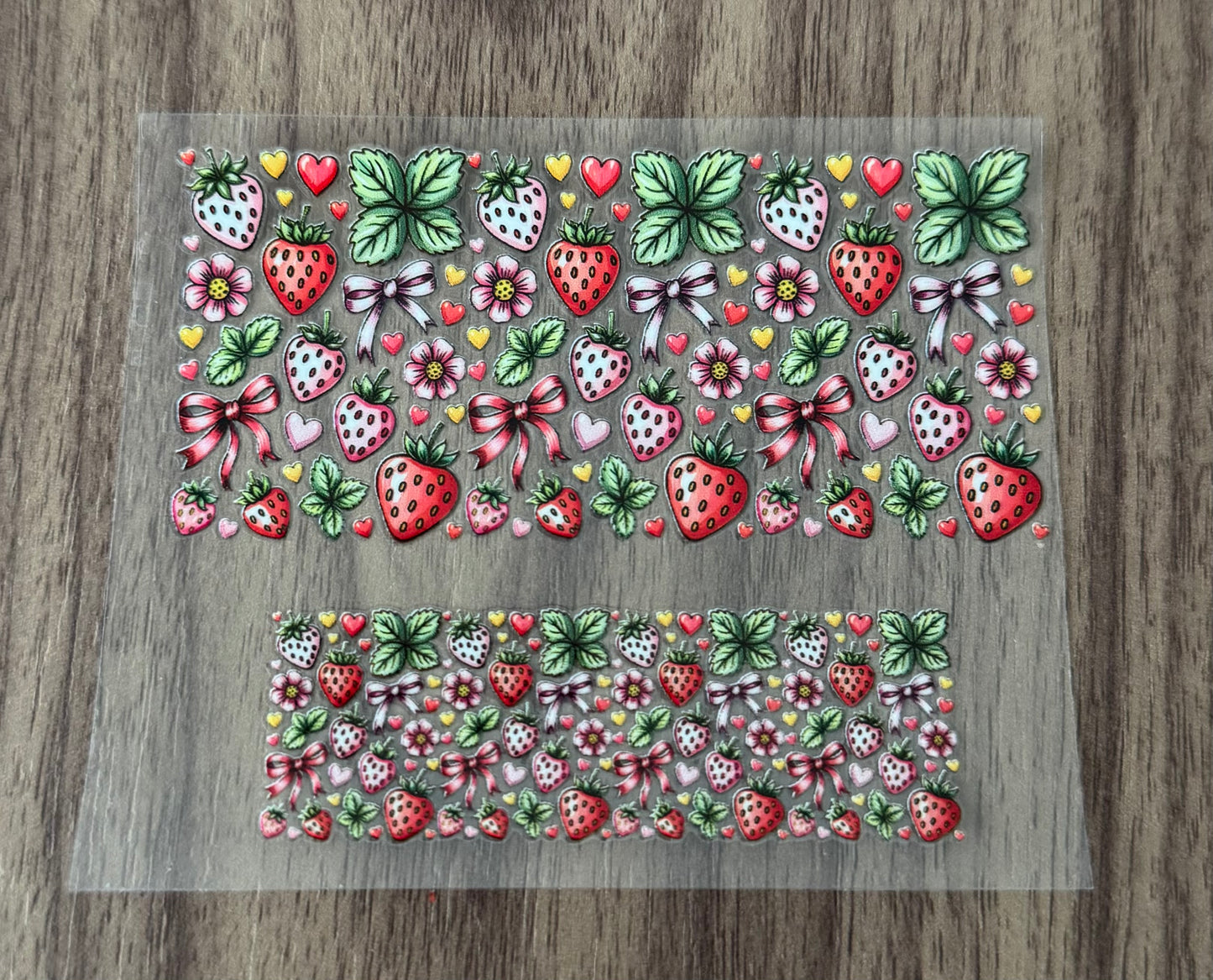 Strawberries Mini Wrap