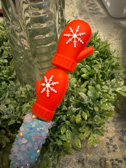 3-D Red Mitten Focal