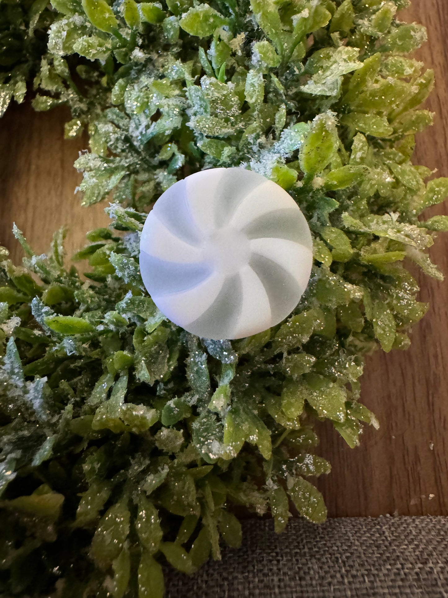 White Peppermint Focal