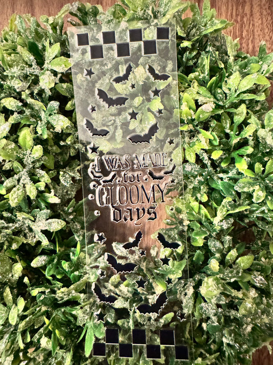 Made for Gloomy Days Pen Wrap