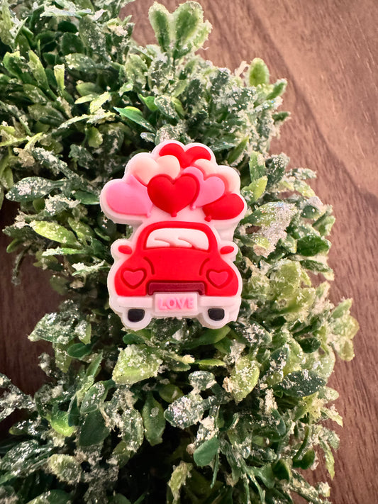 Cute Heart Truck Focal